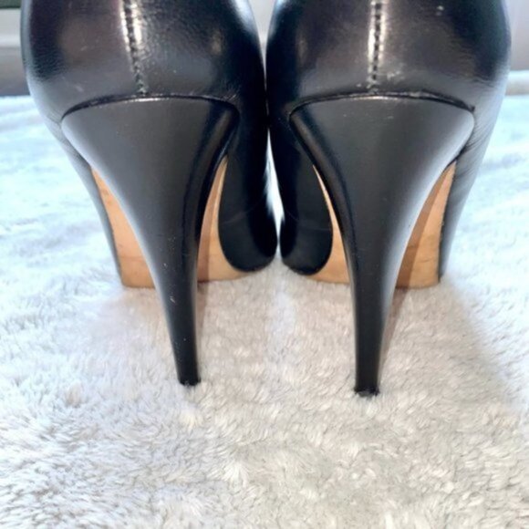 Aldo Genuine Leather Classic Black Stilettos- Euro38 = 7-7.5US​ fit - Picture 11 of 16